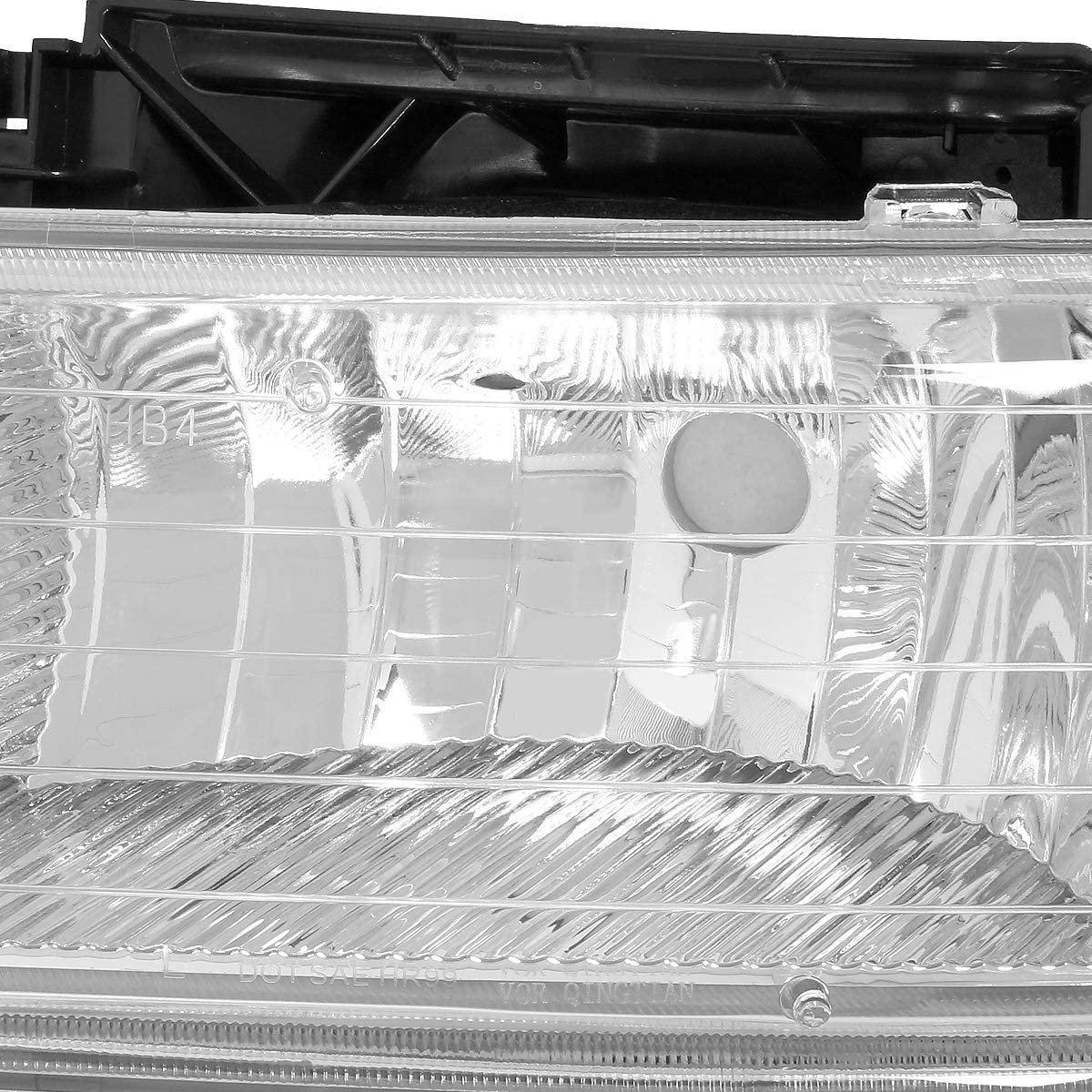 1999-2002 Chevrolet Silverado / 2000-2006 Tahoe & Suburban 4-Piece Headlight & Bumper Light Set