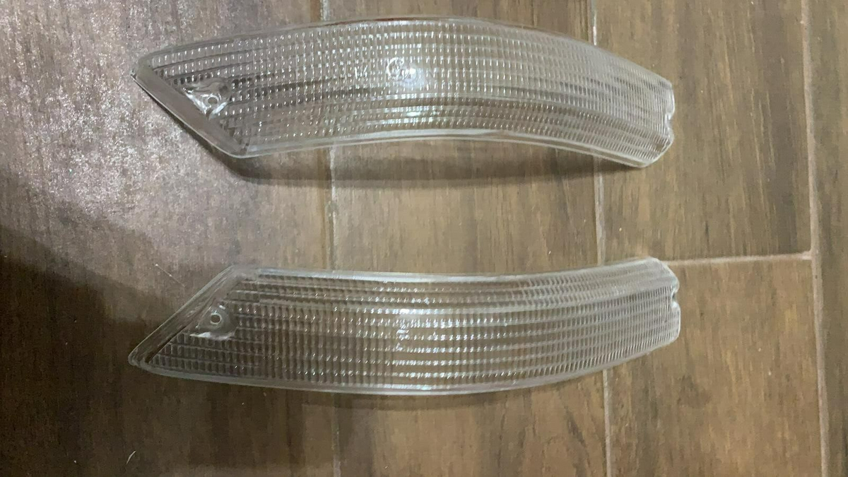 BMW E12 Clear Turn Signal Indicator Lenses