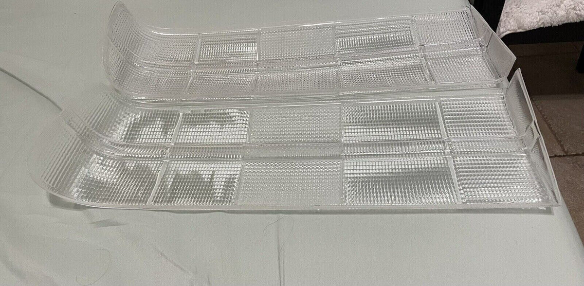 1983–1987 BMW E30 Pre-Facelift Clear Tail Light Lenses